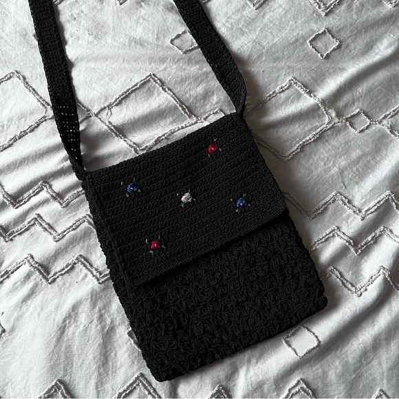 vintage floral embroidered crossbody bag - Picture 2 of 10